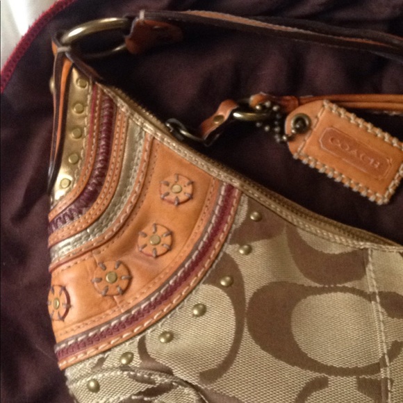 Coach boho style shoulder bag 👛 - Picture 2 of 7
